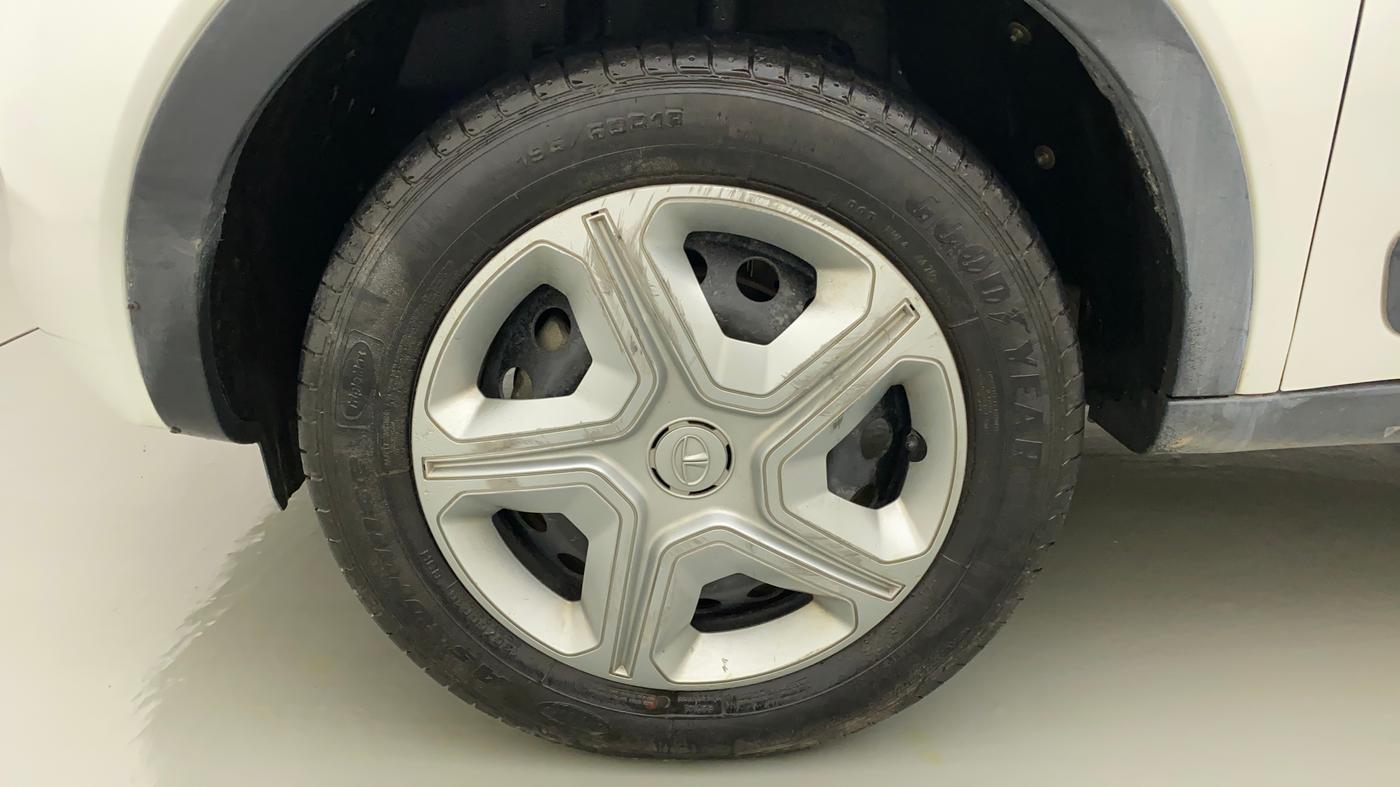 2019 Tata NEXON XM PETROL, Petrol, Manual, 78,644 km, Left Front Wheel