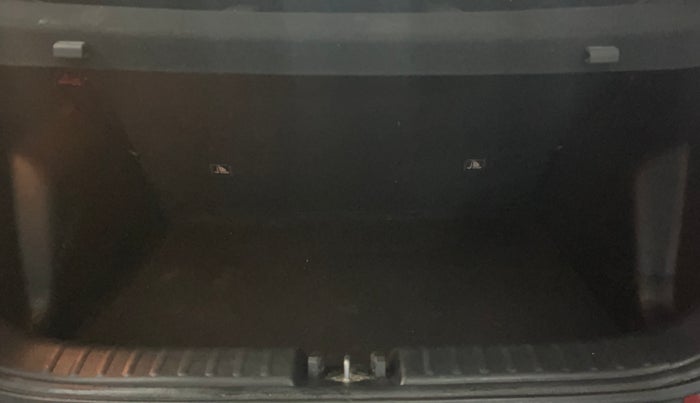 2023 KIA SONET 	 HTX 1.0 TURBO DCT, Petrol, Automatic, 27,463 km, Boot Inside