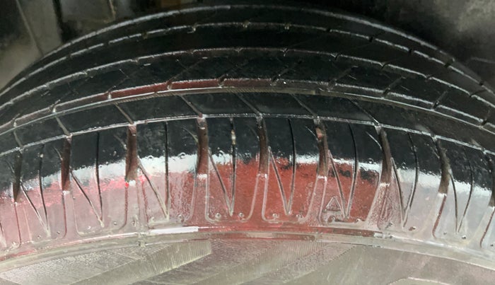 2021 Maruti Vitara Brezza ZXI PLUS DUAL TONE, Petrol, Manual, 82,082 km, Right Rear Tyre Tread