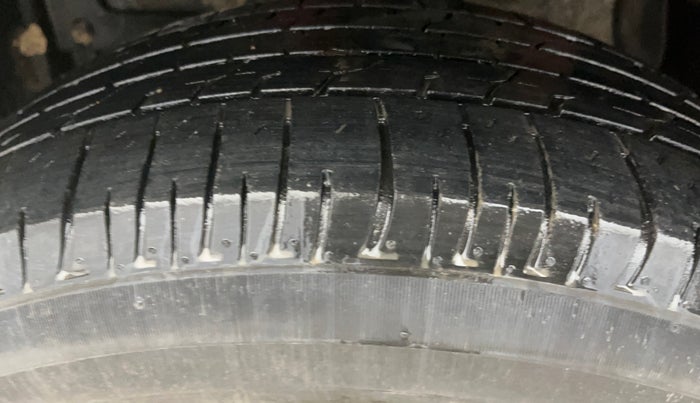 2021 Maruti Vitara Brezza ZXI PLUS DUAL TONE, Petrol, Manual, 82,082 km, Left Front Tyre Tread