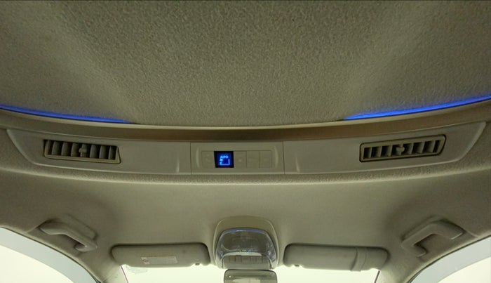 2016 Toyota Innova Crysta 2.7 ZX AT 7 STR, Petrol, Automatic, 1,05,130 km, Rear AC Vents