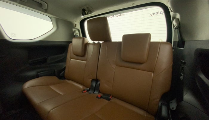 2016 Toyota Innova Crysta 2.7 ZX AT 7 STR, Petrol, Automatic, 1,05,130 km, Third Seat Row ( optional )