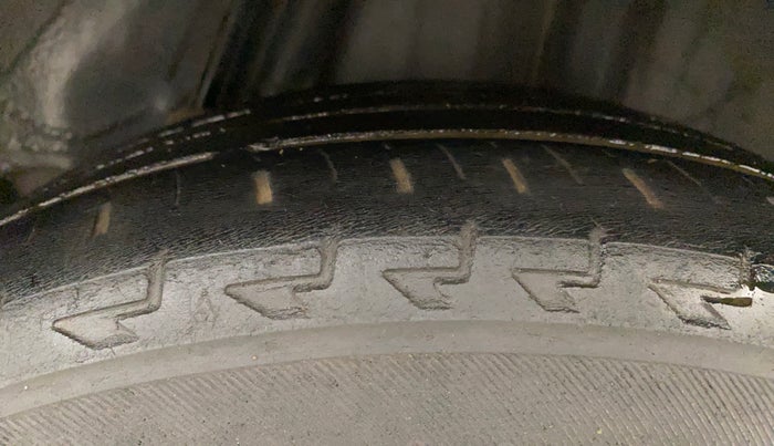 2018 Honda WR-V 1.5L I-DTEC VX MT, Diesel, Manual, 1,34,614 km, Left Rear Tyre Tread