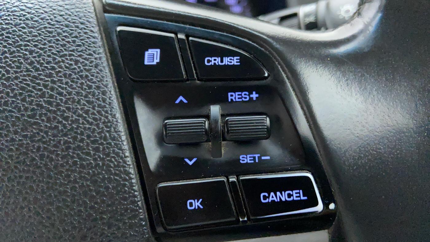 2016 Hyundai Tucson 2WD AT GLS DIESEL, Diesel, Automatic, 63,547 km, Adaptive Cruise Control