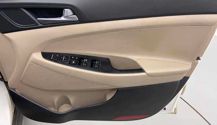 2016 Hyundai Tucson 2WD AT GLS DIESEL, Diesel, Automatic, 63,547 km, Driver Side Door Panels Control