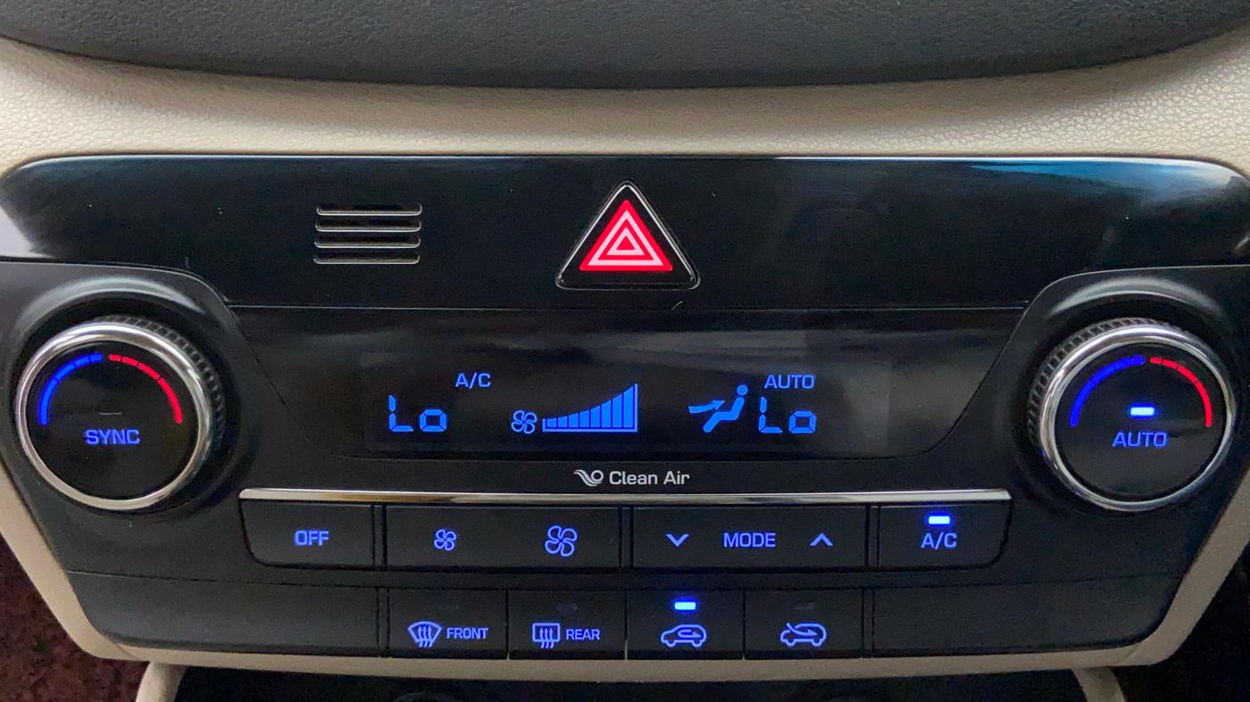 2016 Hyundai Tucson 2WD AT GLS DIESEL, Diesel, Automatic, 63,547 km, Automatic Climate Control