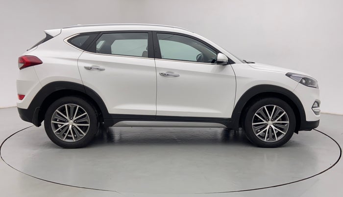 2016 Hyundai Tucson 2WD AT GLS DIESEL, Diesel, Automatic, 63,547 km, Right Side