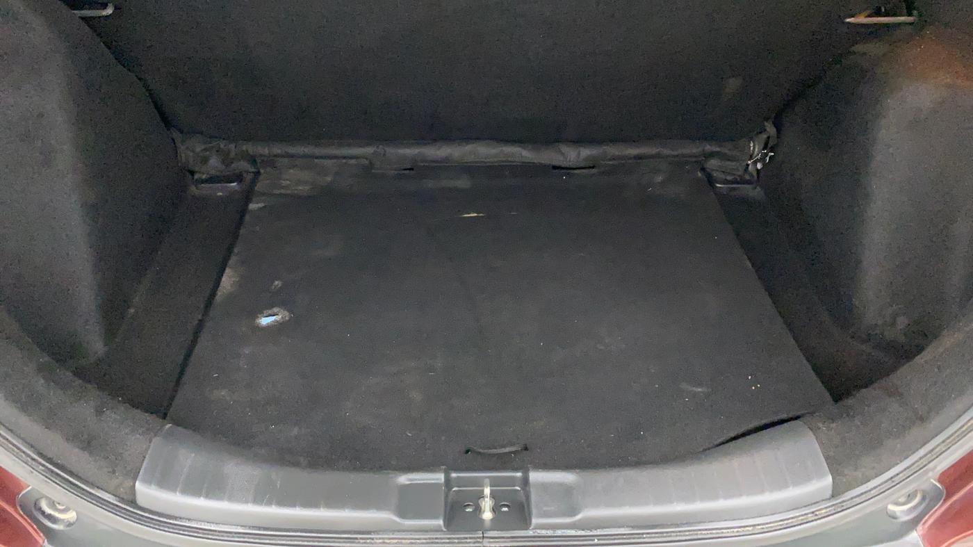 2018 Honda WR-V 1.2 i-VTEC VX MT, Petrol, Manual, 56,325 km, Boot Inside