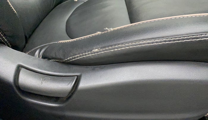 2017 Hyundai Creta E PLUS 1.6 PETROL, Petrol, Manual, 41,007 km, Driver Side Adjustment Panel