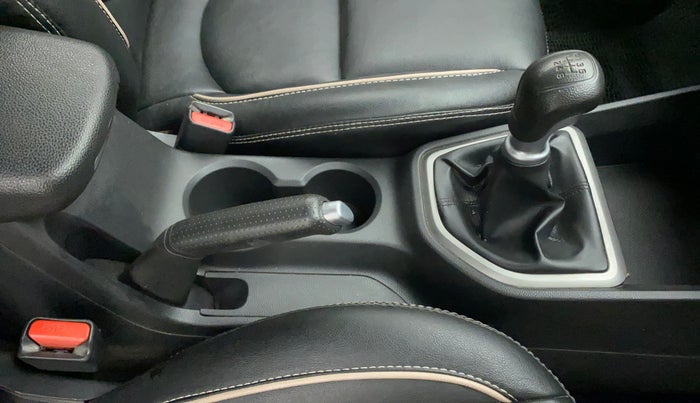 2017 Hyundai Creta E PLUS 1.6 PETROL, Petrol, Manual, 41,007 km, Gear Lever