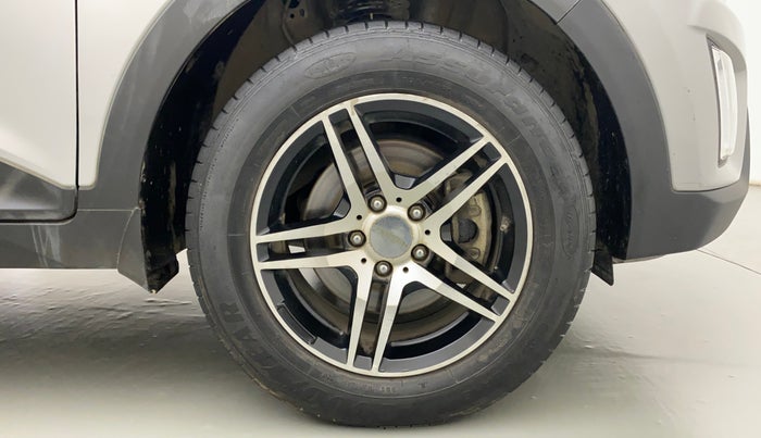 2017 Hyundai Creta E PLUS 1.6 PETROL, Petrol, Manual, 41,007 km, Right Front Wheel