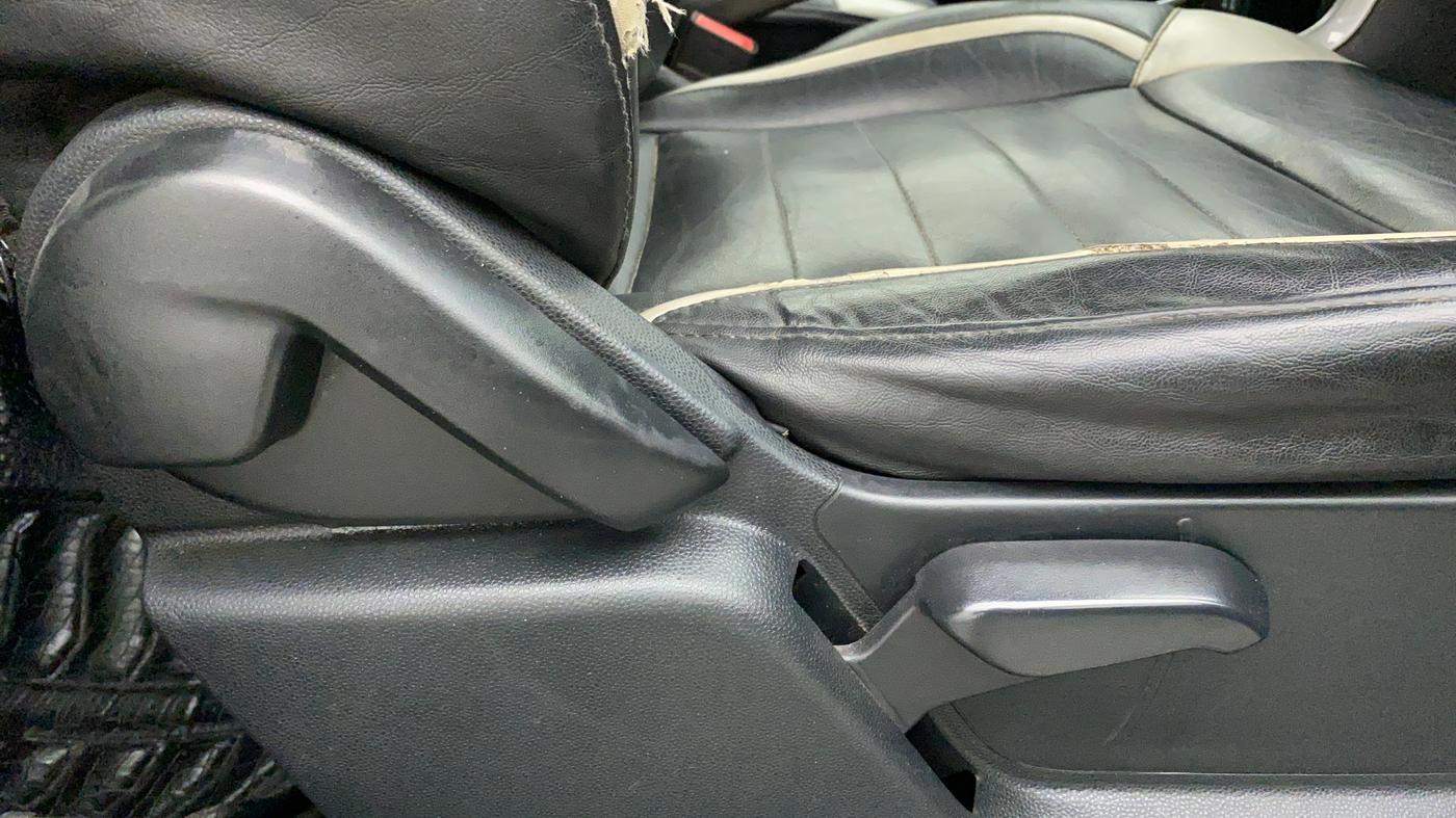 2018 Ford Ecosport TITANIUM 1.5L PETROL, CNG, Manual, 72,037 km, Driver Side Adjustment Panel