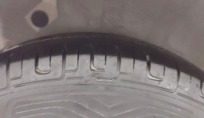 2014 Hyundai i10 SPORTZ 1.1, Petrol, Manual, 78,514 km, Right Rear Tyre Tread