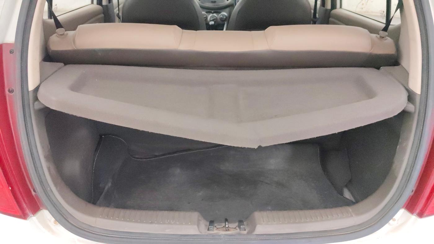 2014 Hyundai i10 SPORTZ 1.1, Petrol, Manual, 78,514 km, Boot Inside