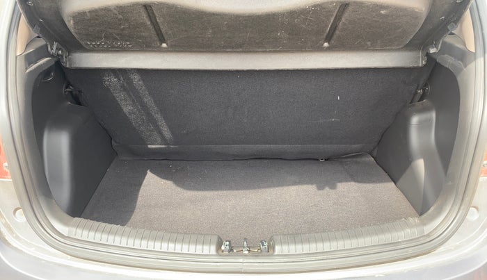 2019 Hyundai Grand i10 SPORTZ 1.2 KAPPA VTVT, Petrol, Manual, 26,321 km, Boot Inside