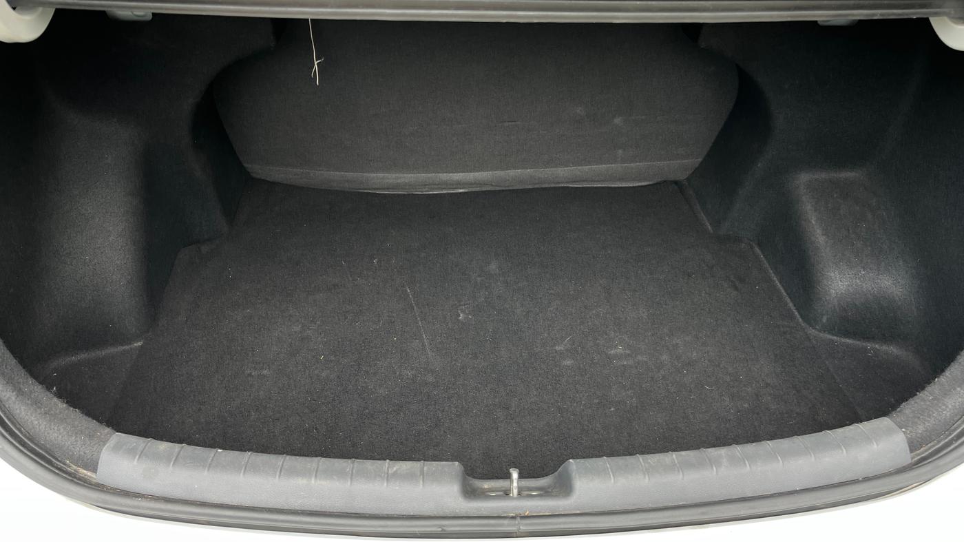 2020 Hyundai AURA SX 1.2 (O), Petrol, Manual, 1,02,808 km, Boot Inside