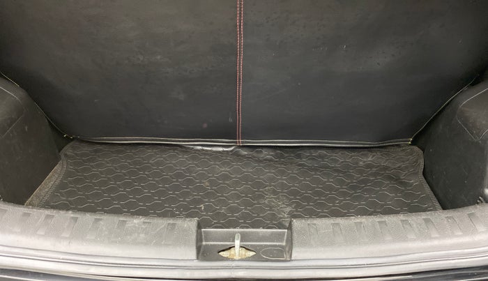 2012 Maruti Swift ZXI D, Petrol, Manual, 95,787 km, Boot Inside