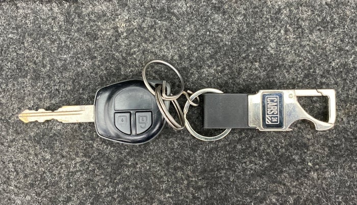 2012 Maruti Swift ZXI D, Petrol, Manual, 95,787 km, Key Close Up