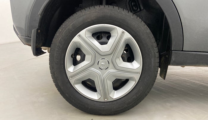 2022 Tata NEXON XM SUNROOF PETROL, Petrol, Manual, 6,646 km, Right Rear Wheel