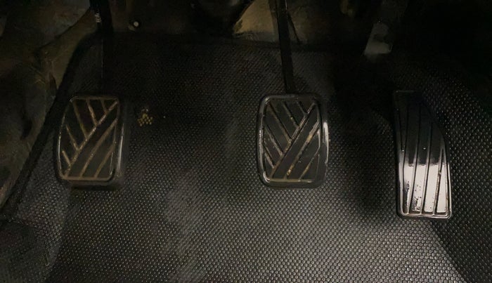 2017 Maruti Celerio VXI CNG, CNG, Manual, 57,687 km, Pedals