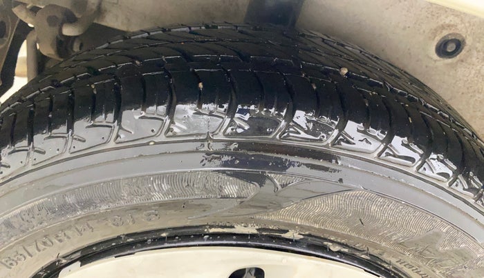 2017 Maruti Celerio VXI CNG, CNG, Manual, 57,687 km, Right Rear Tyre Tread