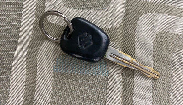 2017 Maruti Celerio VXI CNG, CNG, Manual, 57,687 km, Key Close Up