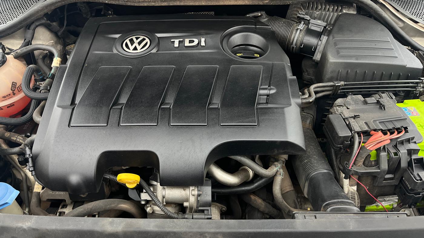 2018 Volkswagen Ameo HIGHLINE PLUS 1.5L AT 16 ALLOY, Diesel, Automatic, 69,838 km, Engine View