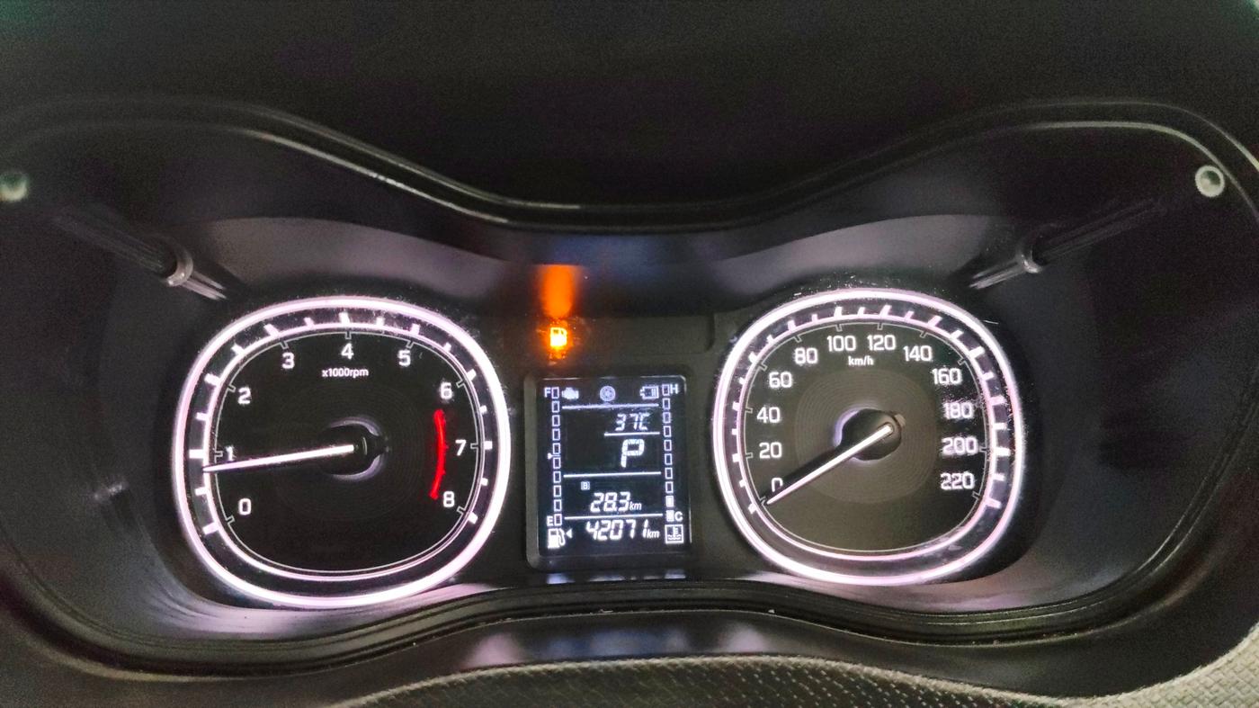 2020 Toyota URBAN CRUISER PREMIUM GRADE AT DUAL TONE, Petrol, Automatic, 42,176 km, Odometer Image