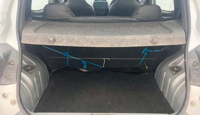 2018 Renault Kwid RXT 1.0 (O), Petrol, Manual, 46,060 km, Boot Inside