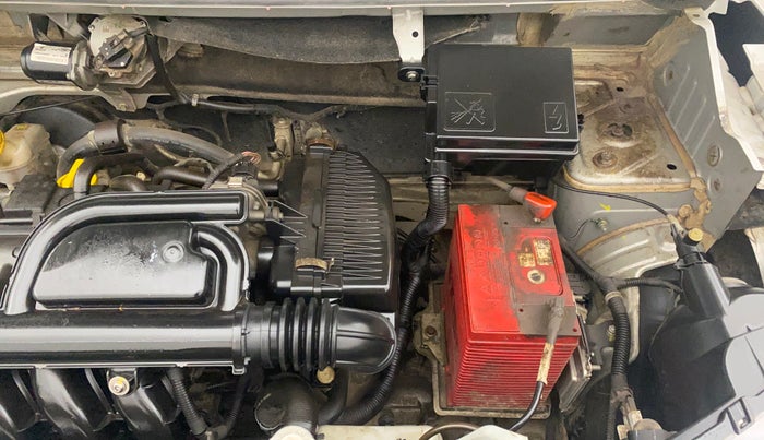 2018 Renault Kwid RXT 1.0 (O), Petrol, Manual, 46,060 km, Engine View - Left