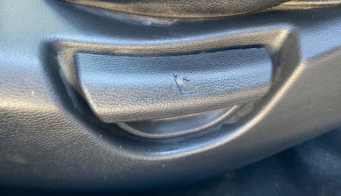 2014 Hyundai Grand i10 SPORTZ 1.2 KAPPA VTVT, Petrol, Manual, 87,032 km, Driver Side Adjustment Panel