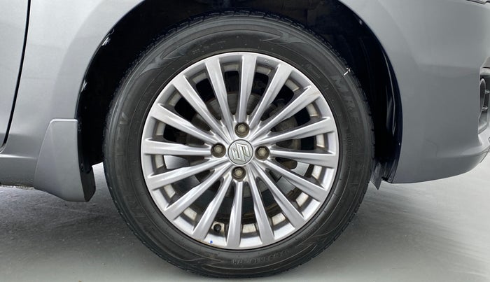 2017 Maruti Ciaz ALPHA 1.4 VVT AMT, Petrol, Automatic, 80,667 km, Right Front Wheel