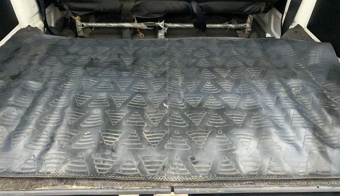 2018 Maruti Eeco 5 STR WITH A/C+HTR, Petrol, Manual, 45,365 km, Boot Inside