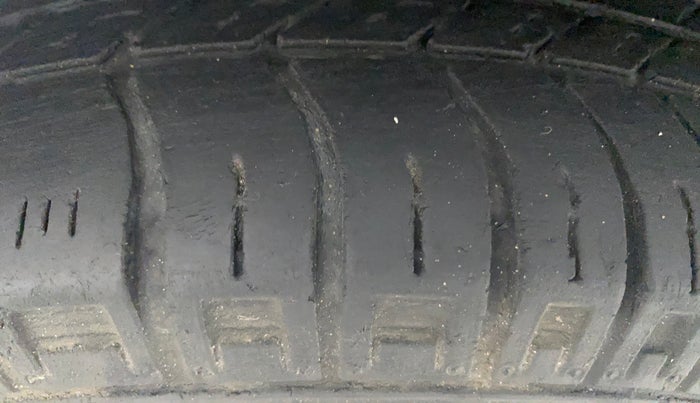 2018 Maruti Eeco 5 STR WITH A/C+HTR, Petrol, Manual, 45,365 km, Right Rear Tyre Tread