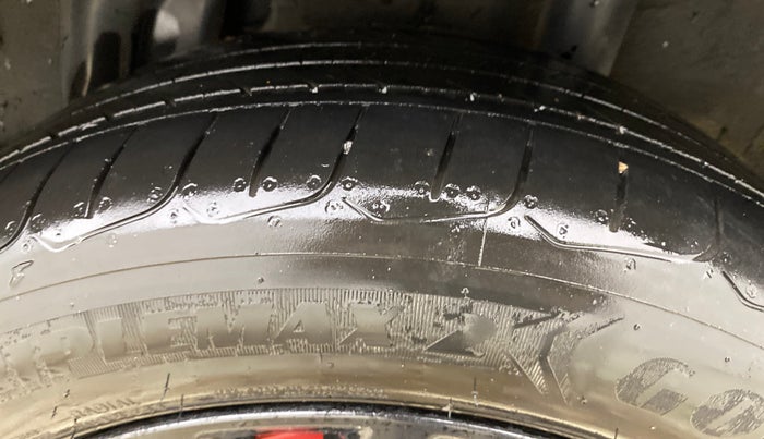 2024 Hyundai Verna SX (O) 1.5 TURBO PETROL MT, Petrol, Manual, 28,001 km, Left Rear Tyre Tread