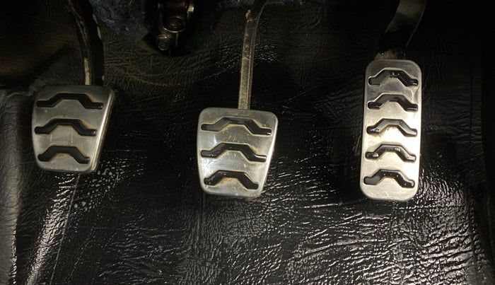 2024 Hyundai Verna SX (O) 1.5 TURBO PETROL MT, Petrol, Manual, 28,001 km, Pedals