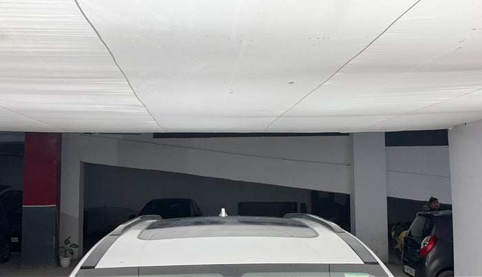 2022 Mahindra XUV700 AX 5 D AT 7 STR, Diesel, Automatic, 65,725 km, Moonroof/ Sunroof