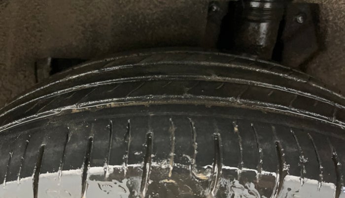 2022 Mahindra XUV700 AX 5 D AT 7 STR, Diesel, Automatic, 65,725 km, Left Rear Tyre Tread