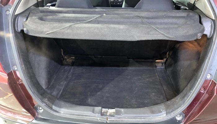 2017 Honda WR-V 1.5L I-DTEC S MT, Diesel, Manual, 84,270 km, Boot Inside