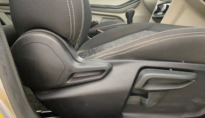2023 Tata Tiago XZ PLUS PETROL, Petrol, Manual, 25,413 km, Driver Side Adjustment Panel