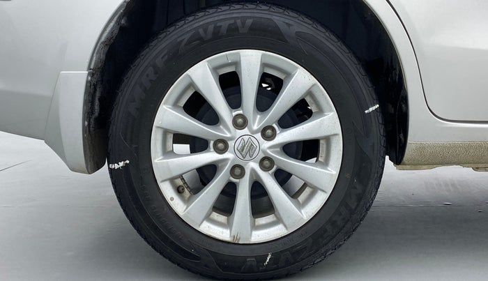 2014 Maruti Ertiga ZXI, Petrol, Manual, 13,249 km, Right Rear Wheel