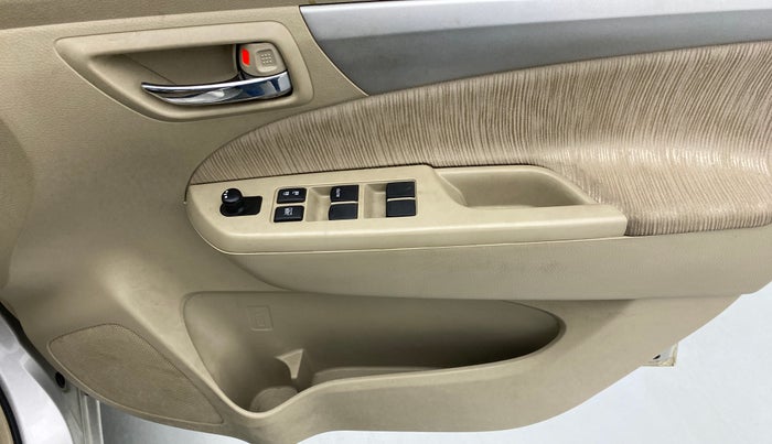 2014 Maruti Ertiga ZXI, Petrol, Manual, 13,249 km, Driver Side Door Panels Control