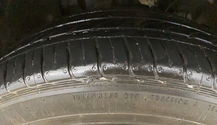 2023 Tata Tiago XZA PLUS PETROL, Petrol, Automatic, 13,554 km, Right Front Tyre Tread