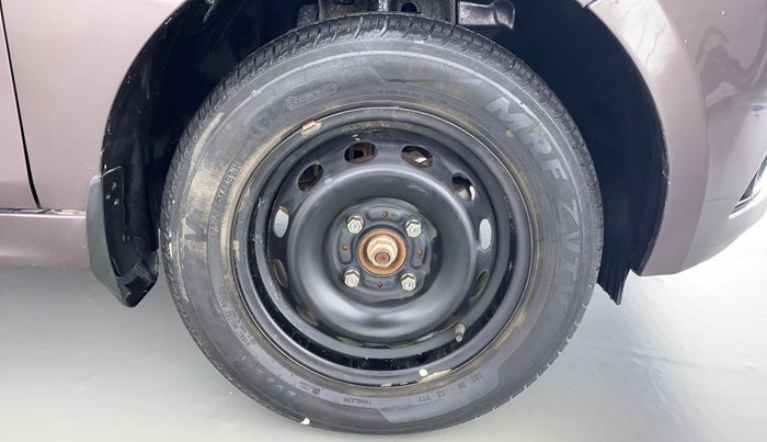 2019 Tata Tiago XT 1.2 REVOTRON, CNG, Manual, 22,263 km, Right Front Wheel