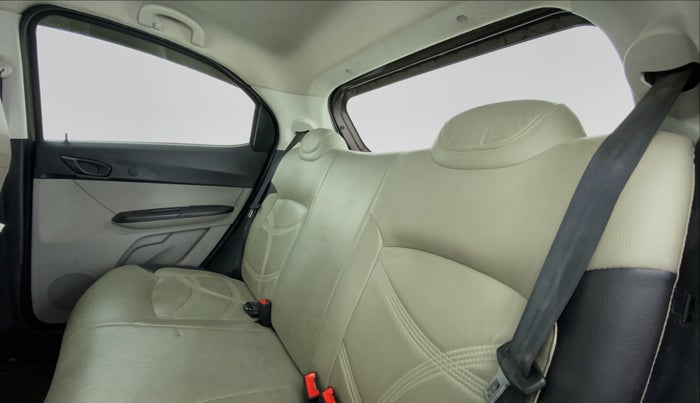 2019 Tata Tiago XT 1.2 REVOTRON, CNG, Manual, 22,263 km, Right Side Rear Door Cabin