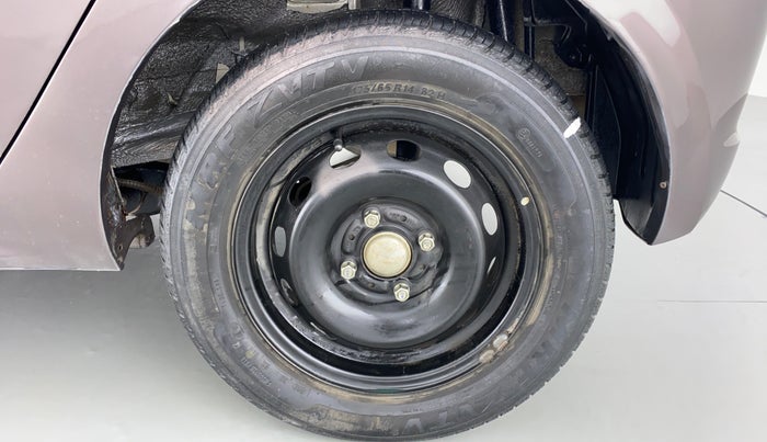 2019 Tata Tiago XT 1.2 REVOTRON, CNG, Manual, 22,263 km, Left Rear Wheel