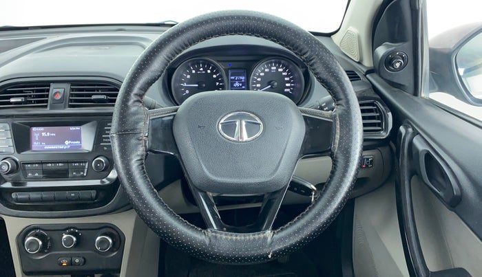 2019 Tata Tiago XT 1.2 REVOTRON, CNG, Manual, 22,263 km, Steering Wheel Close Up