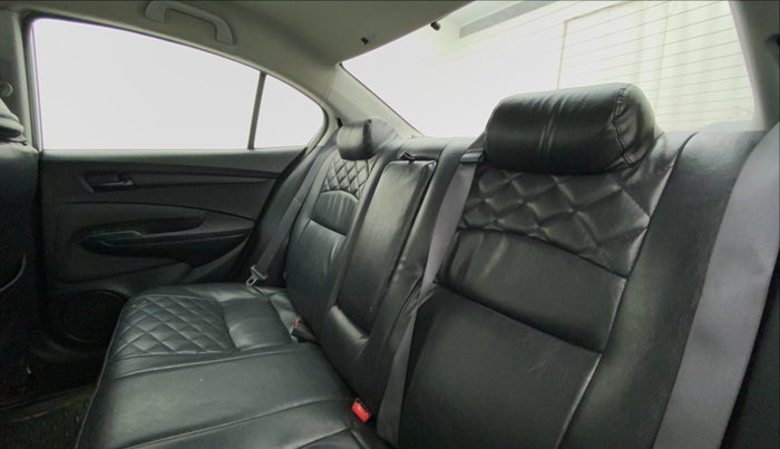 2013 Honda City 1.5L I-VTEC CORPORATE MT, Petrol, Manual, 69,371 km, Right Side Rear Door Cabin