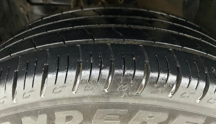 2022 Maruti Vitara Brezza VXI, Petrol, Manual, 8,977 km, Left Front Tyre Tread
