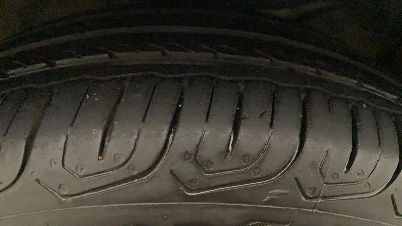 2018 Honda Amaze 1.2L I-VTEC V CVT, Petrol, Automatic, 66,269 km, Right Front Tyre Tread